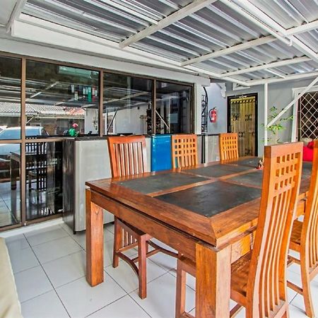 Reddoorz Near Gejayan Otel Kejayan Dış mekan fotoğraf
