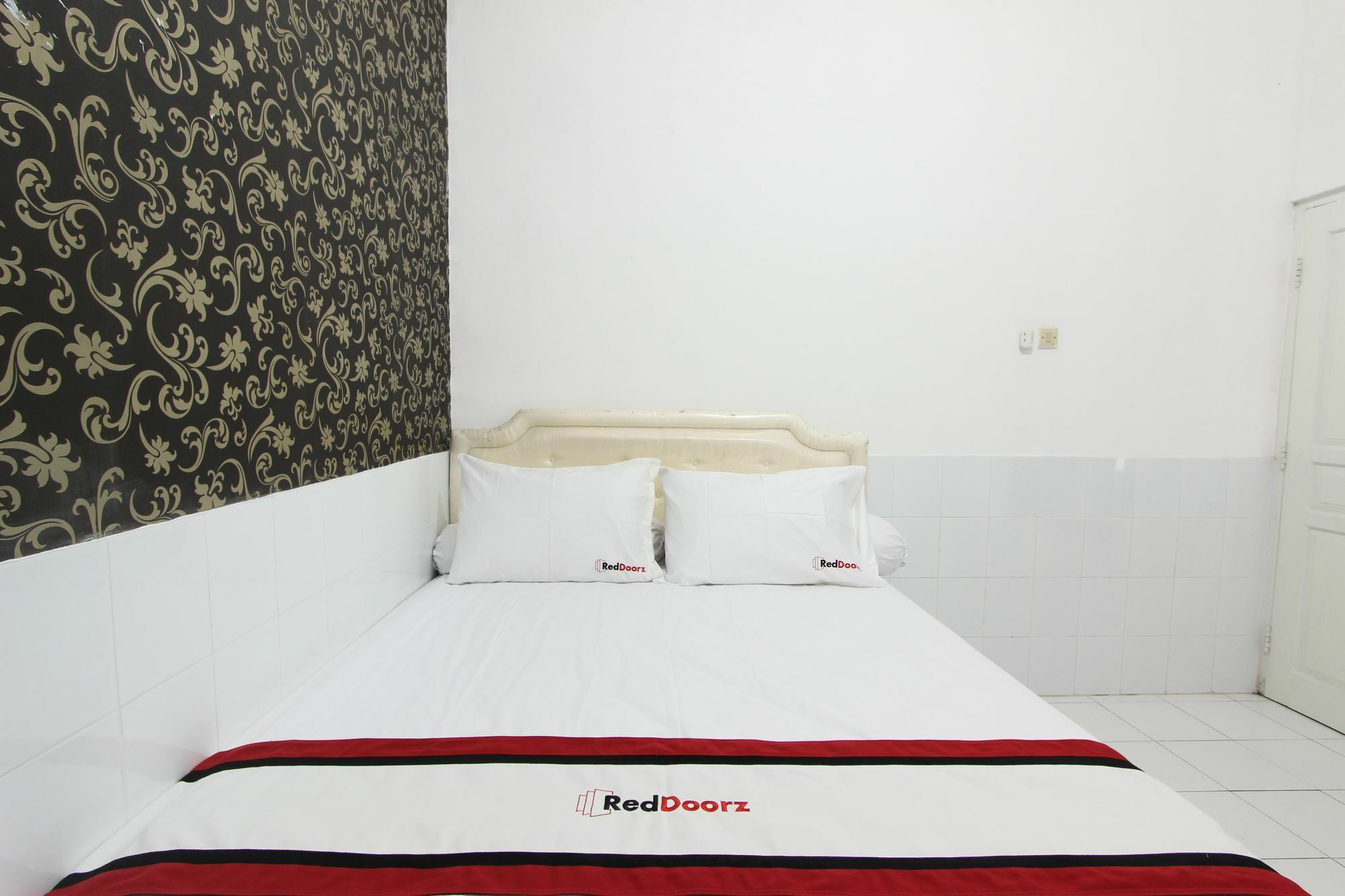 Reddoorz Near Gejayan Otel Kejayan Dış mekan fotoğraf